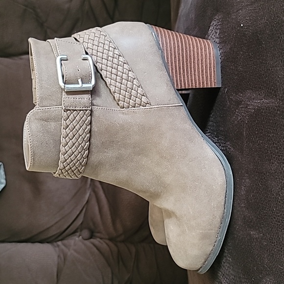 High heel boots- short boots - Picture 3 of 11